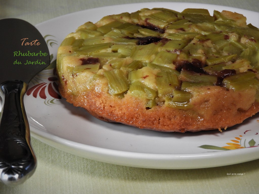 Gâteau à la rhubarbe du jardin – un délice&nbsp;acidulé