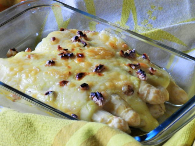 Asperges gratinées au&nbsp;Comté