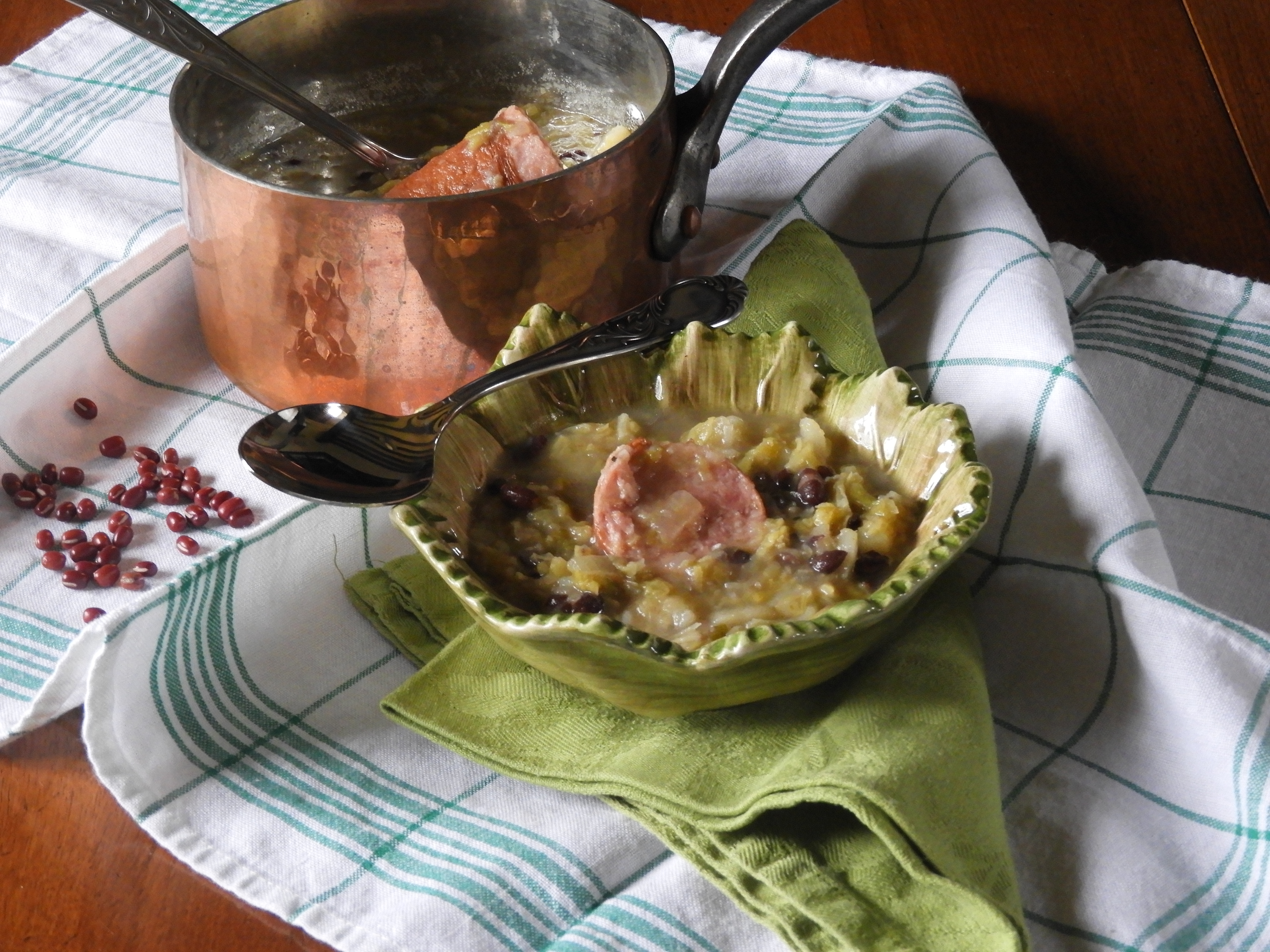 Soupe au chou avec saucisse de&nbsp;Morteau