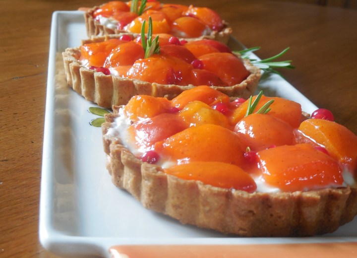 tartelettes-abricots-rotis-miel-de-romarin (15)