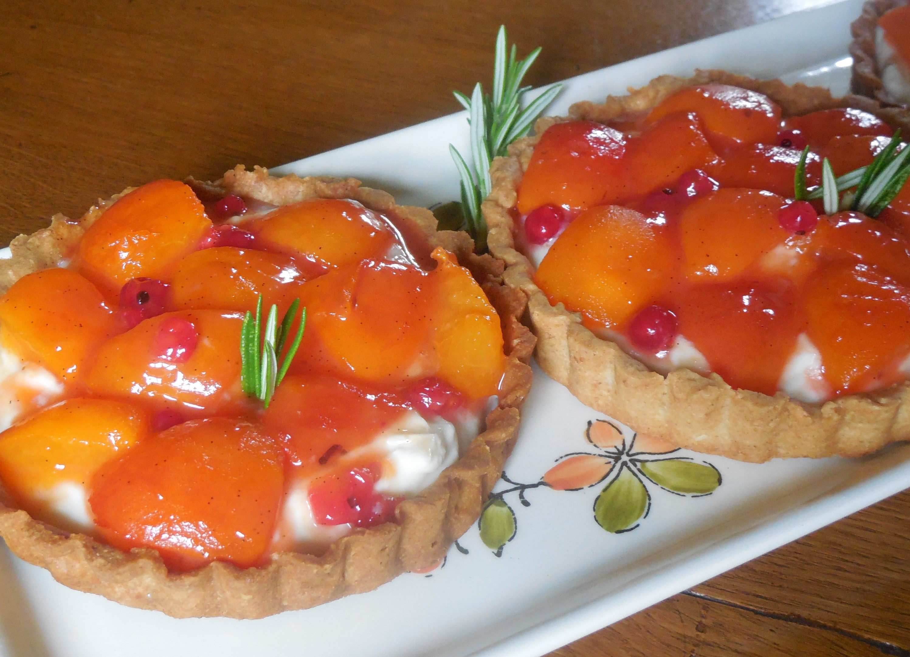 tartelettes-abricots-rotis-miel-de-romarin (16)