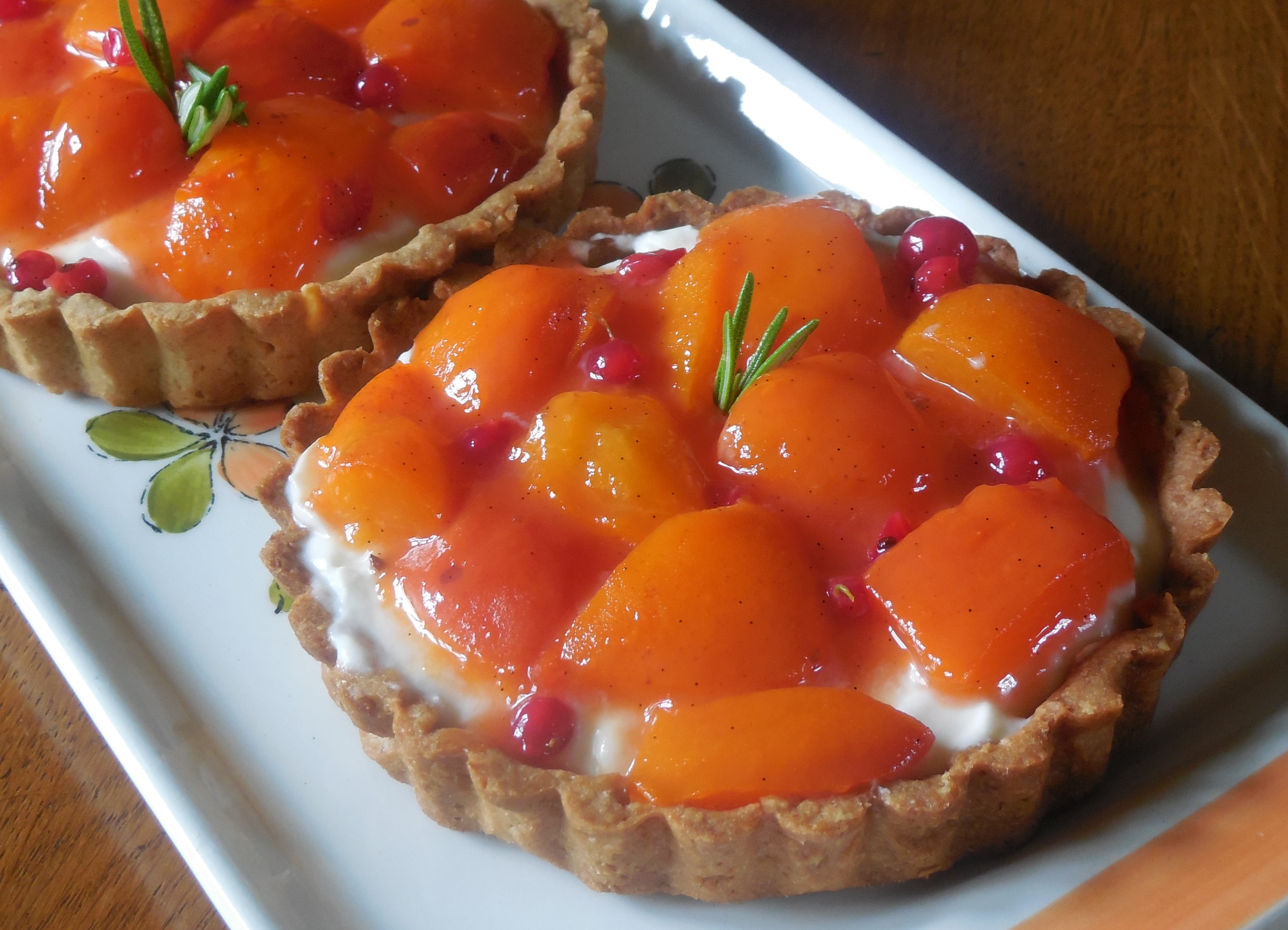 tartelettes-abricots-rotis-miel-de-romarin (20)