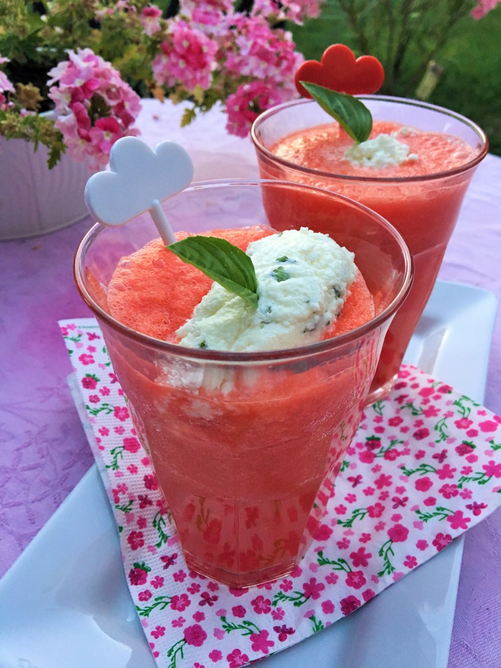 Gaspacho de pastèque, féta au&nbsp;basilic