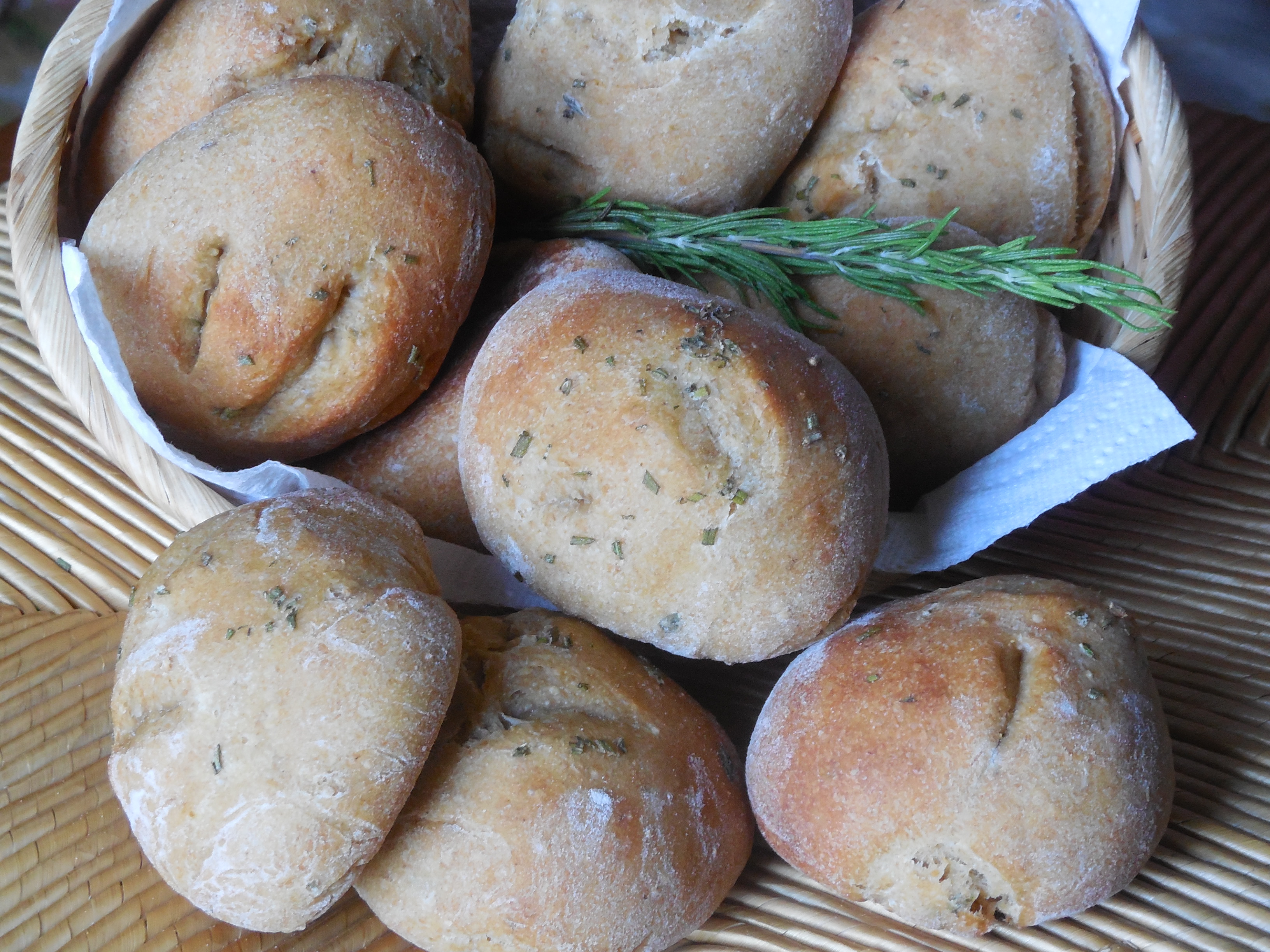 petits-pains-thym-romarin (6)