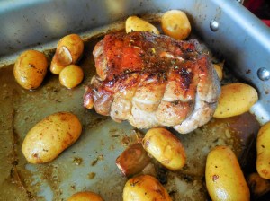 Rôti d&rsquo;agneau aux herbes du&nbsp;jardin