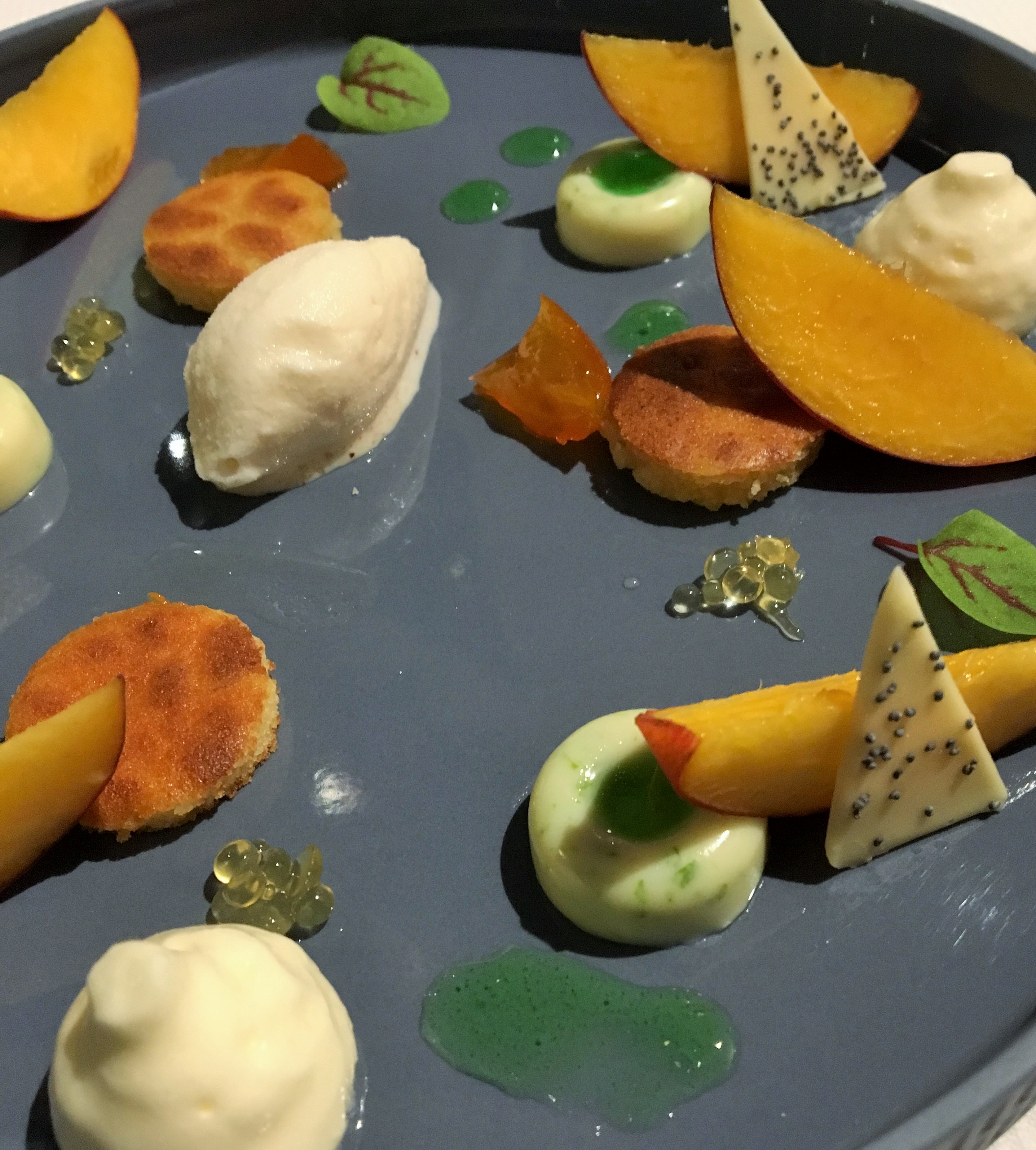 hotel-de-la-plage-ste-anne-la-palud (18)