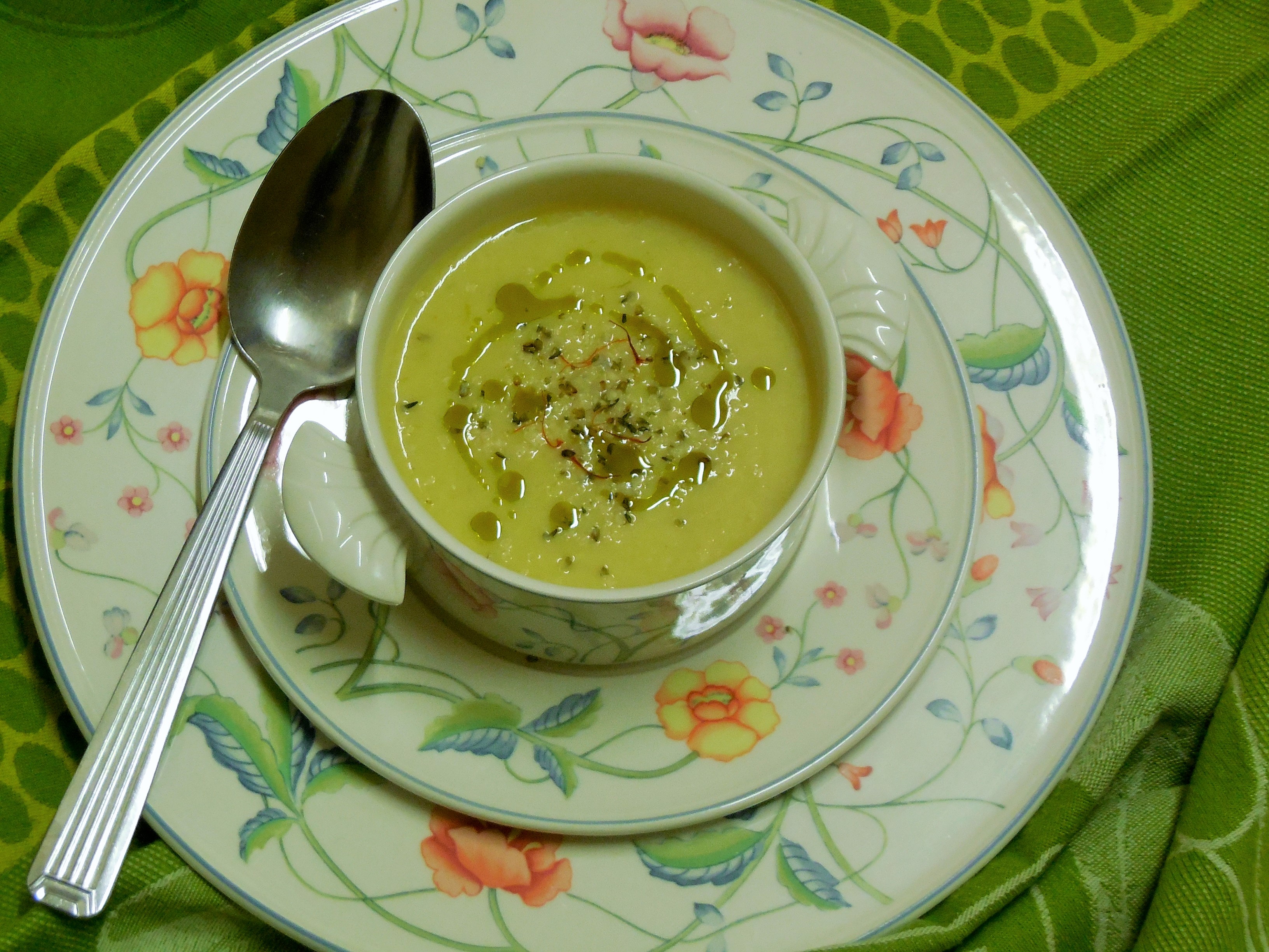 Velouté de légumes d&rsquo;hiver aux filaments de&nbsp;safran