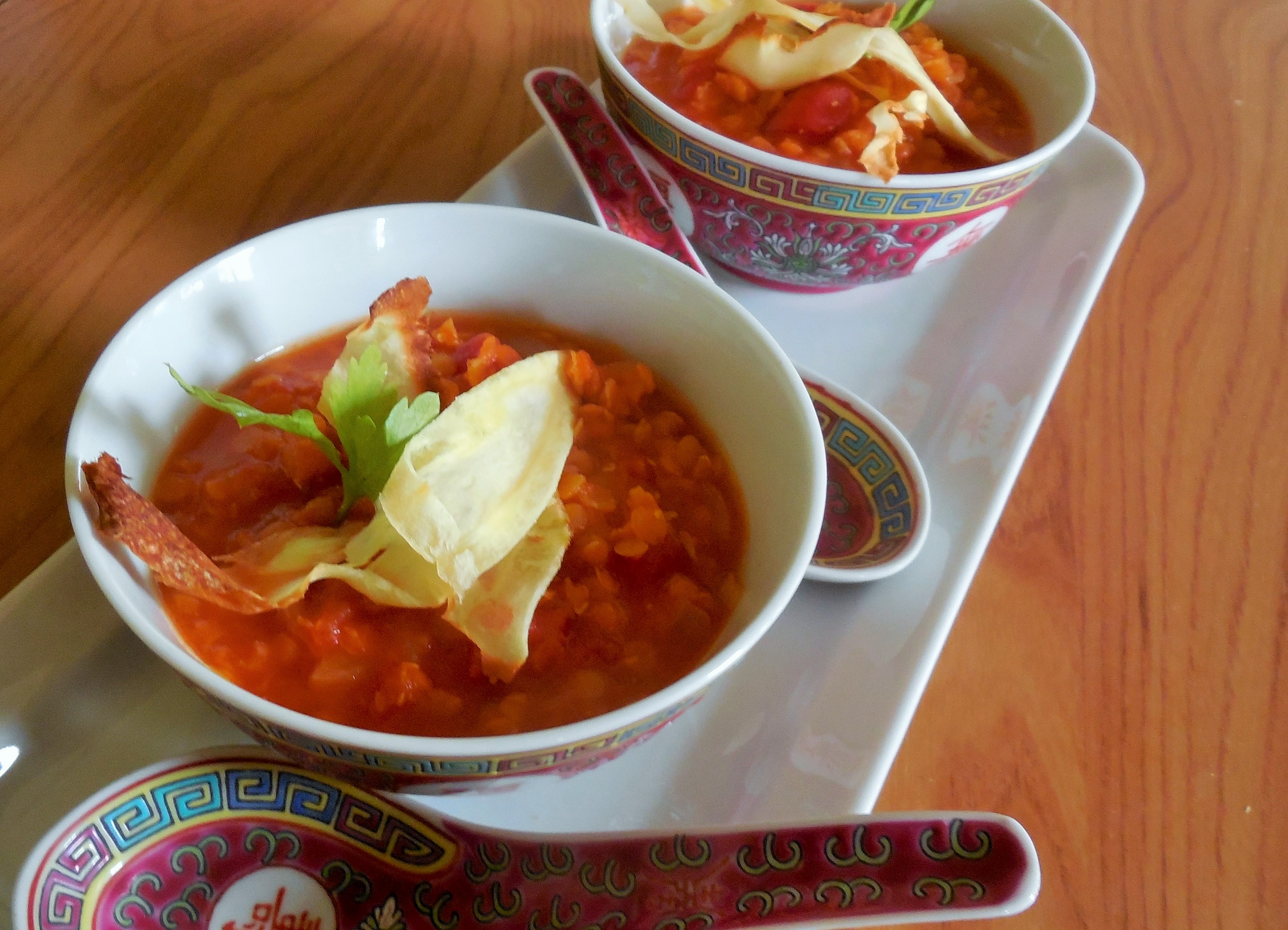 dhal-de-lentilles-corail-et-chips-de-panais (1)
