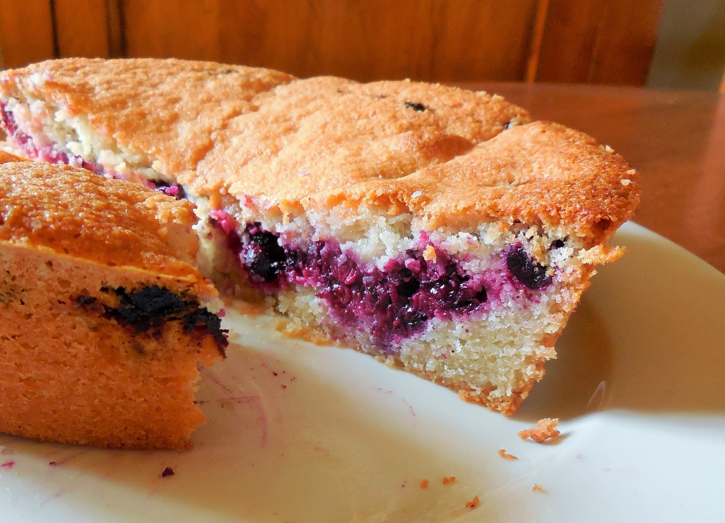 gateau-blancs-doeuf-et-fruits-rouges (3)