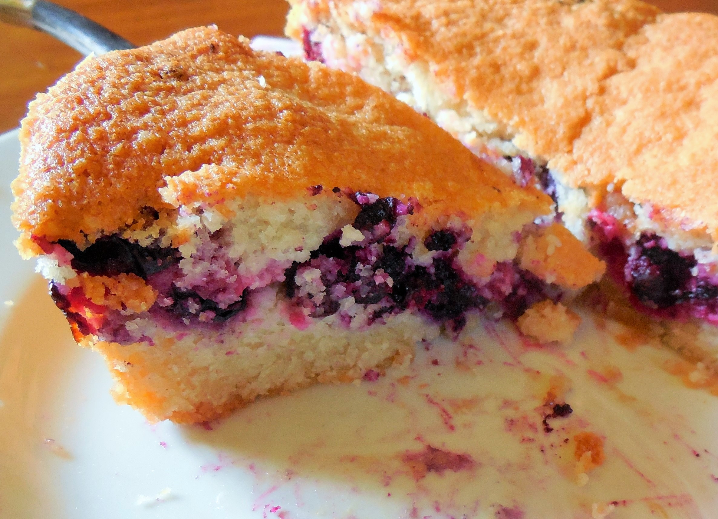 gateau-blancs-doeuf-et-fruits-rouges (5)