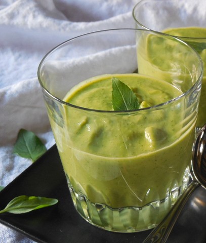 soupe-froide-de-courgettes-basilic (4)