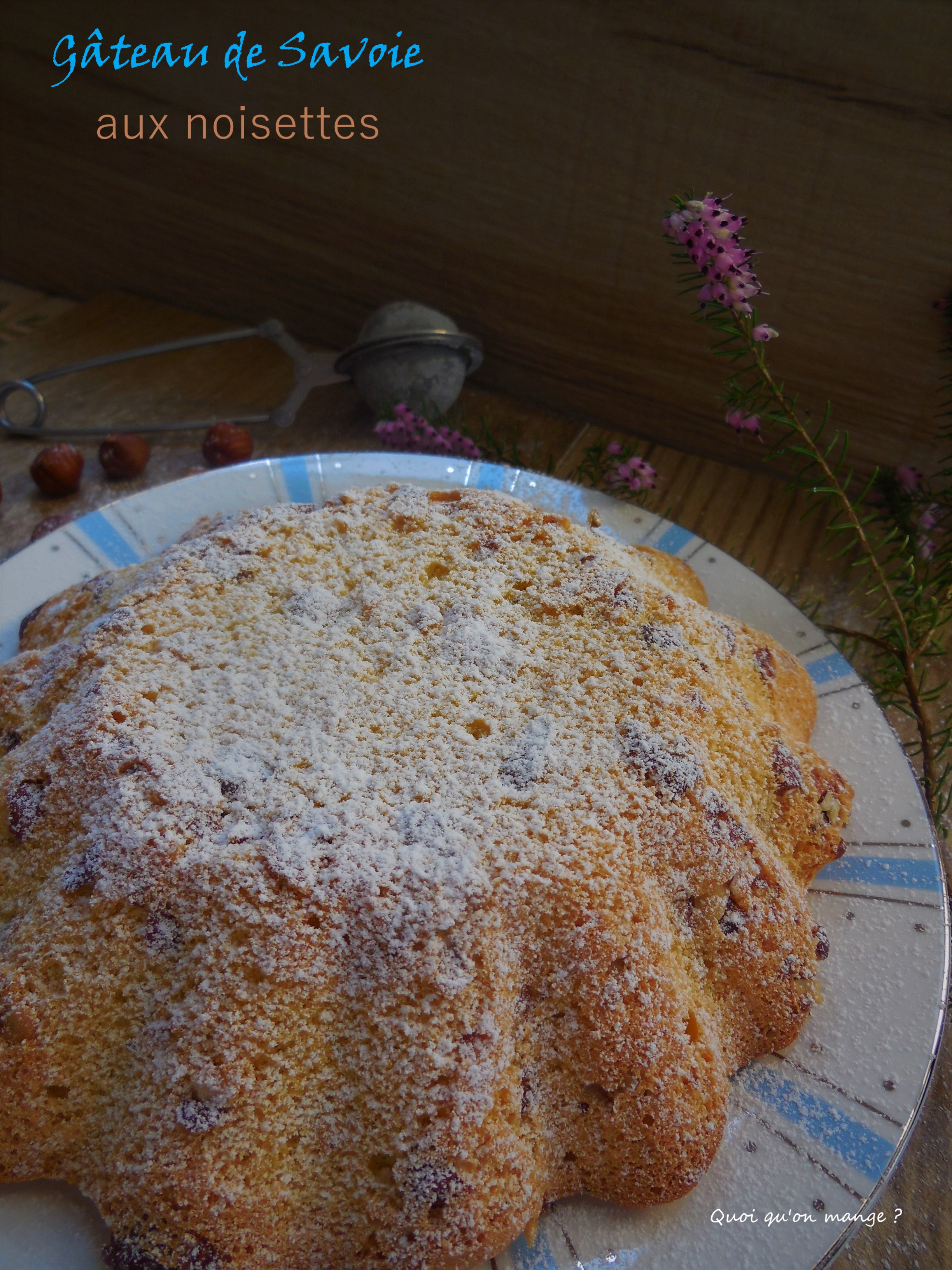 Gâteau de Savoie aux noisettes