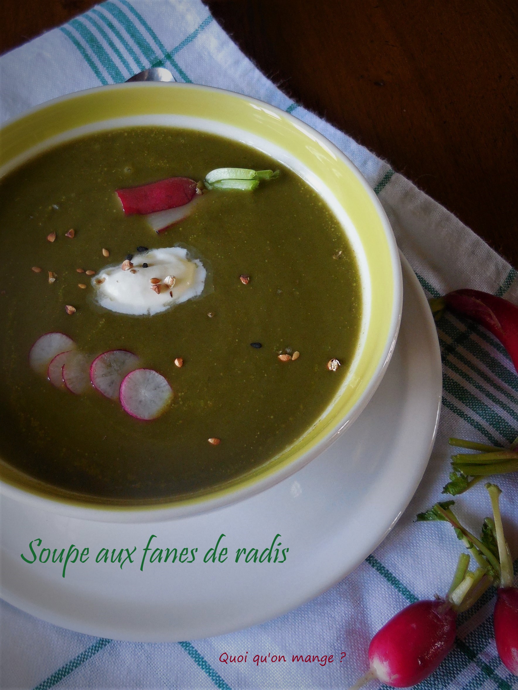 Soupe aux fanes de radis