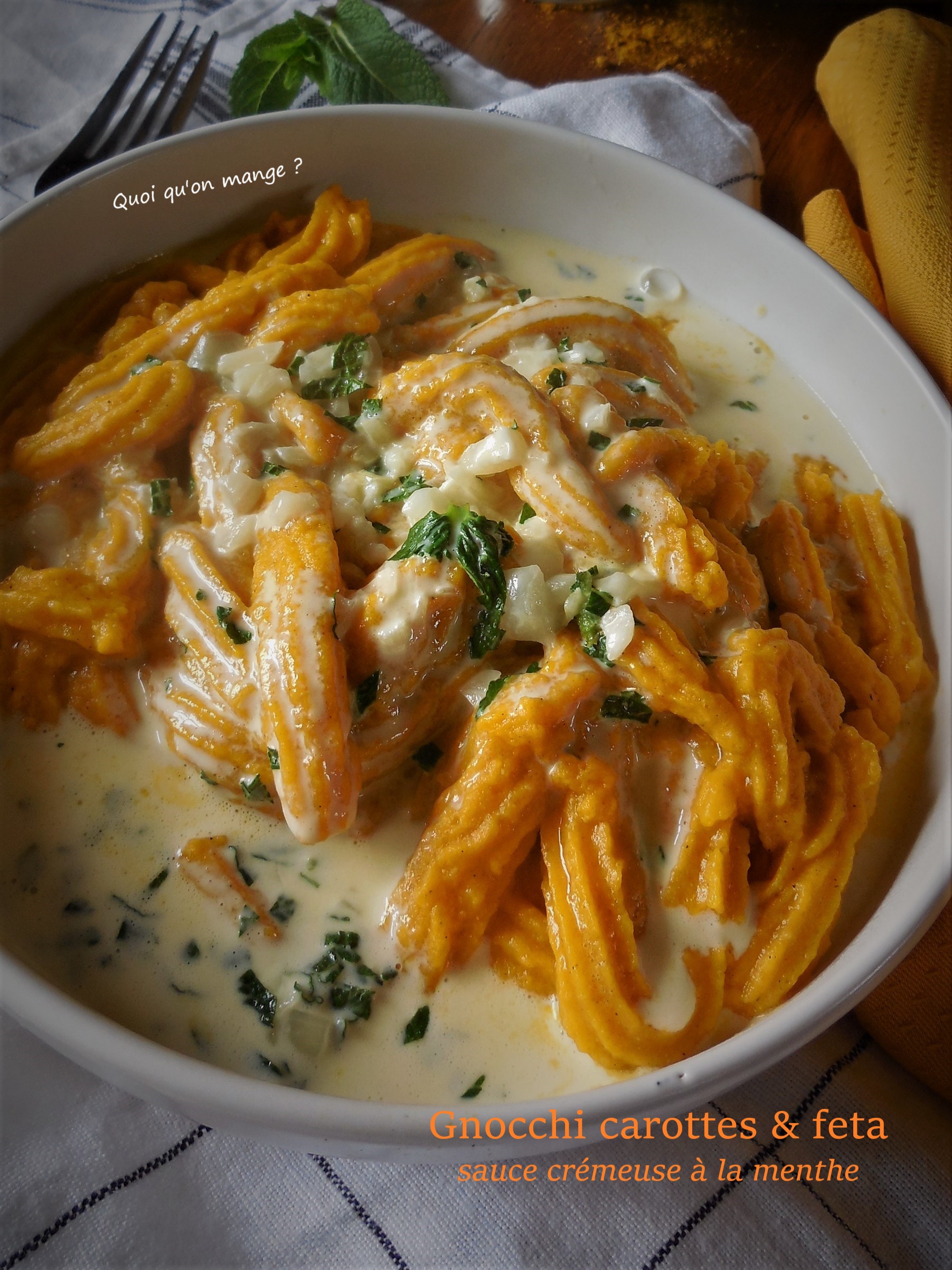 Gnocchi carottes & feta, sauce crémeuse à la menthe