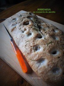 Foccacia au romarin du&nbsp;jardin