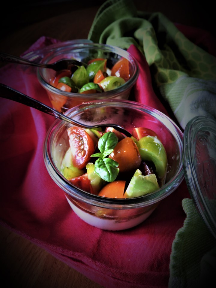 Meli melo de tomate sur crémeux de mozzarella, inspiré du crémeux à la mozzarella di buffala de A. Sophie&nbsp;Pic