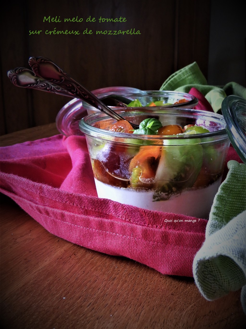 Meli melo de tomate sur crémeux de mozzarella