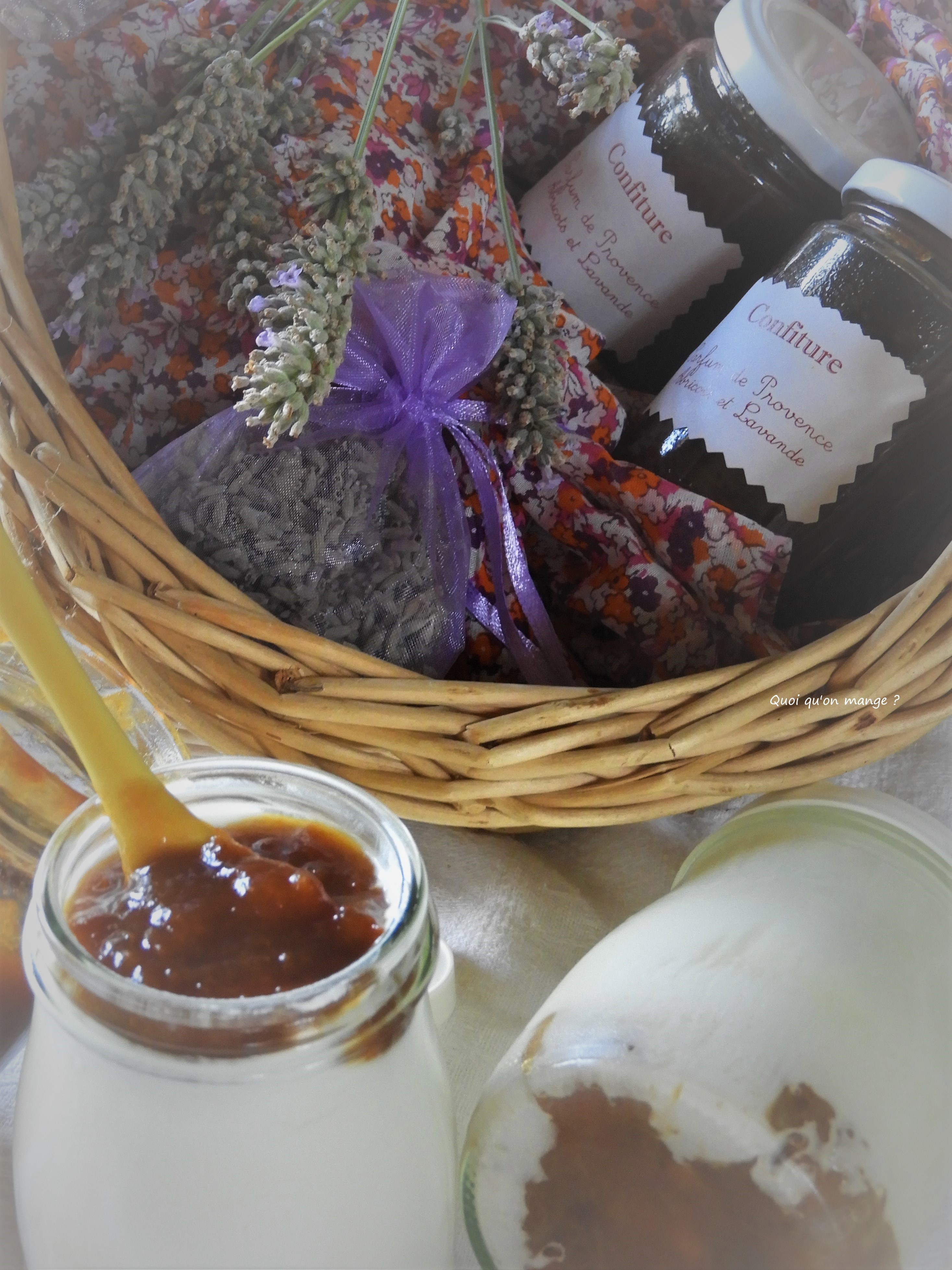 Confiture Parfum de Provence aux abricots et fleurs de&nbsp;lavande