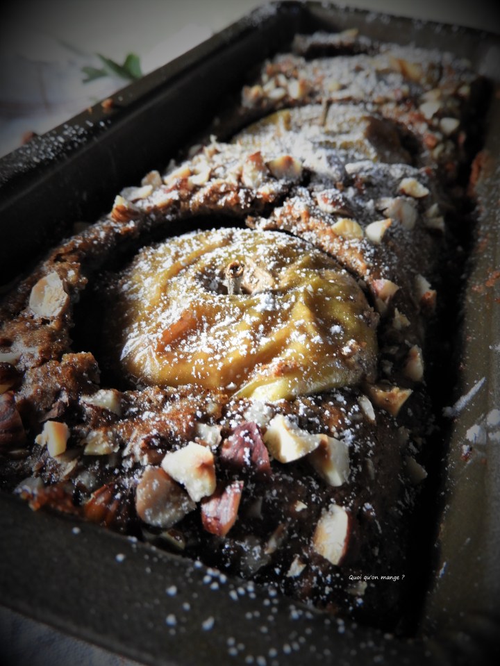 Gâteau -sans gluten- aux pommes et aux noisettes