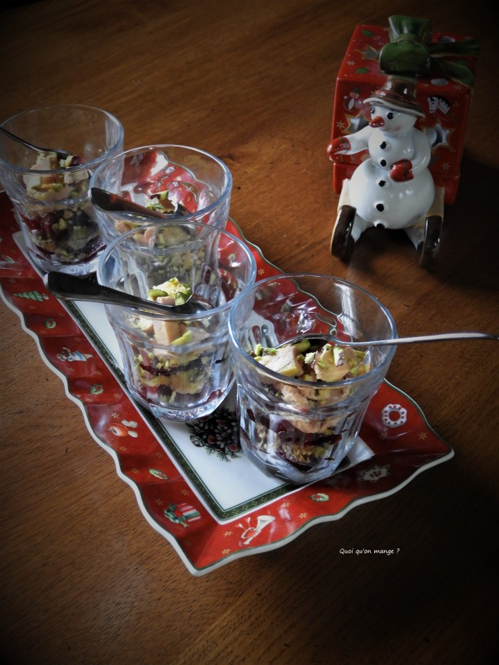 Verrines de foie gras, canneberges et&nbsp;pistaches
