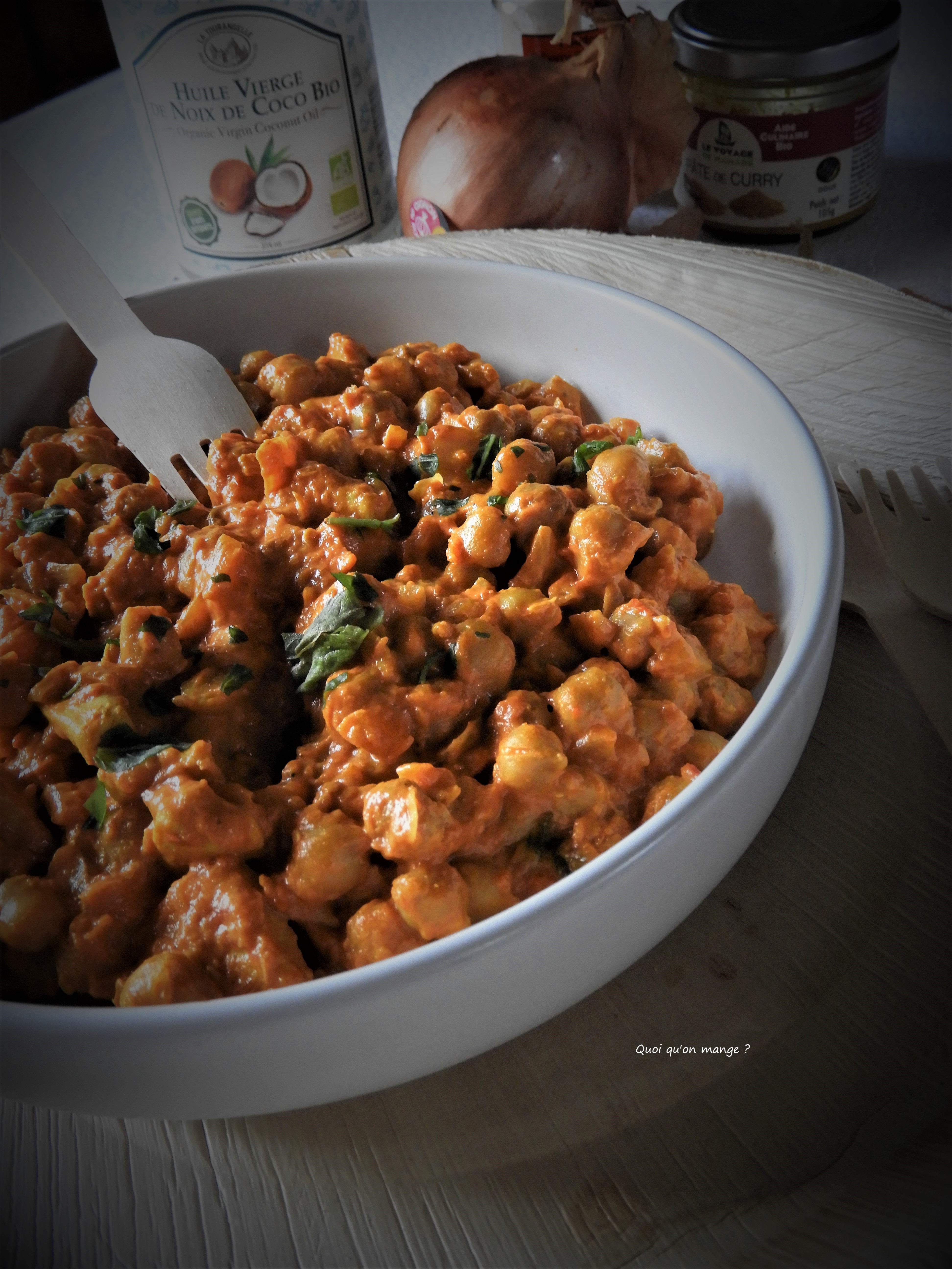 Curry de pois chiche et poulet au lait de coco