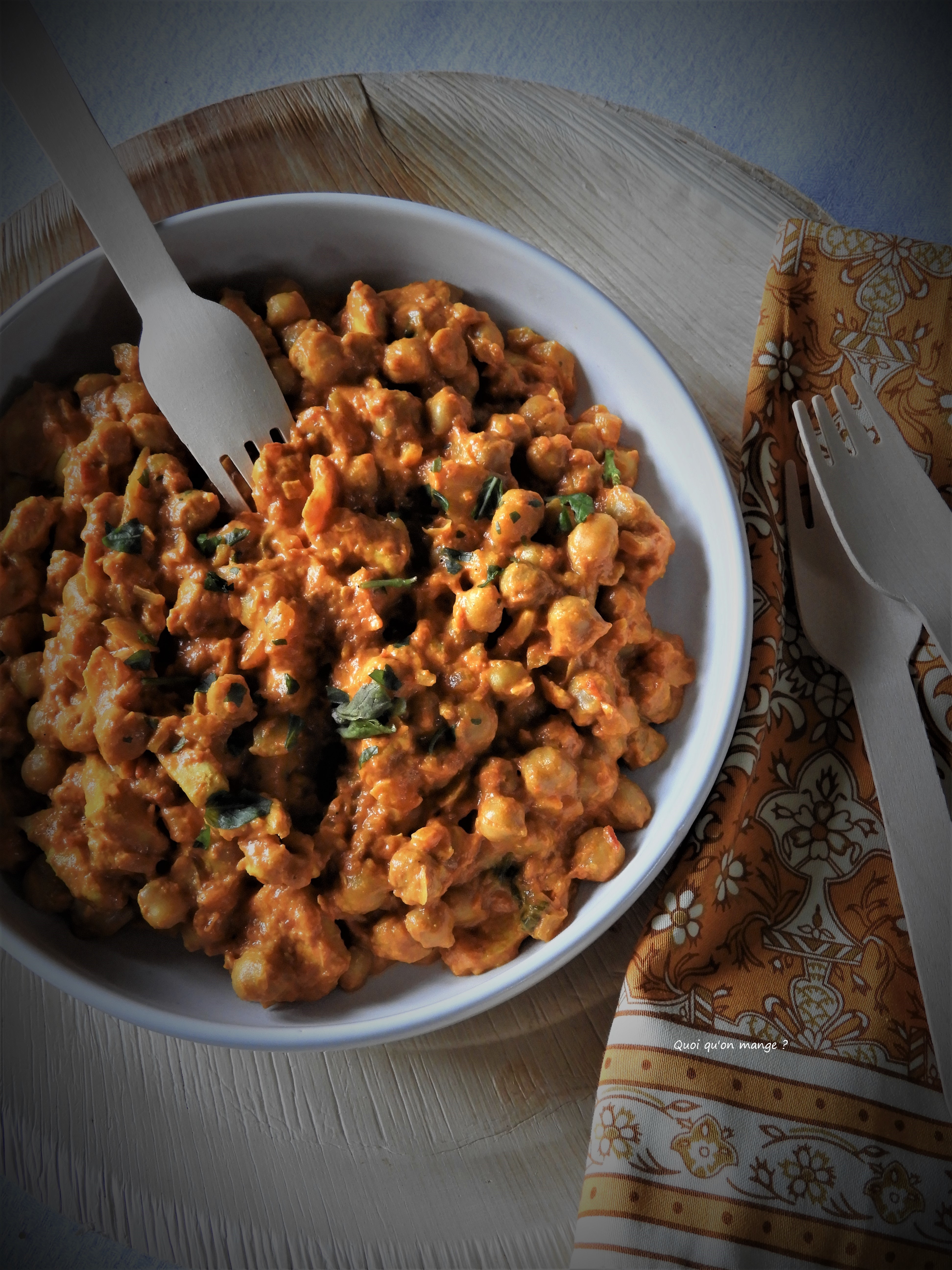 Curry de pois chiche et poulet au lait de coco