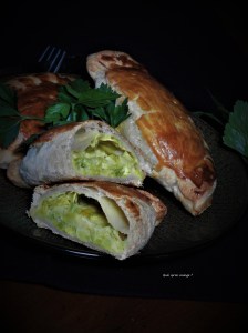Chaussons Ă la fondue de poireaux et au fromage