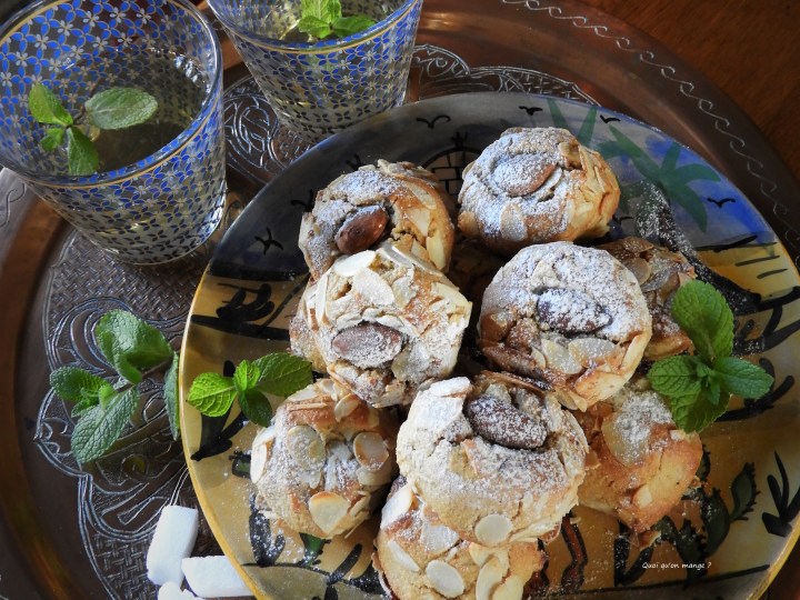 Boules d&rsquo;amande à l&rsquo;eau de fleur&nbsp;d&rsquo;oranger