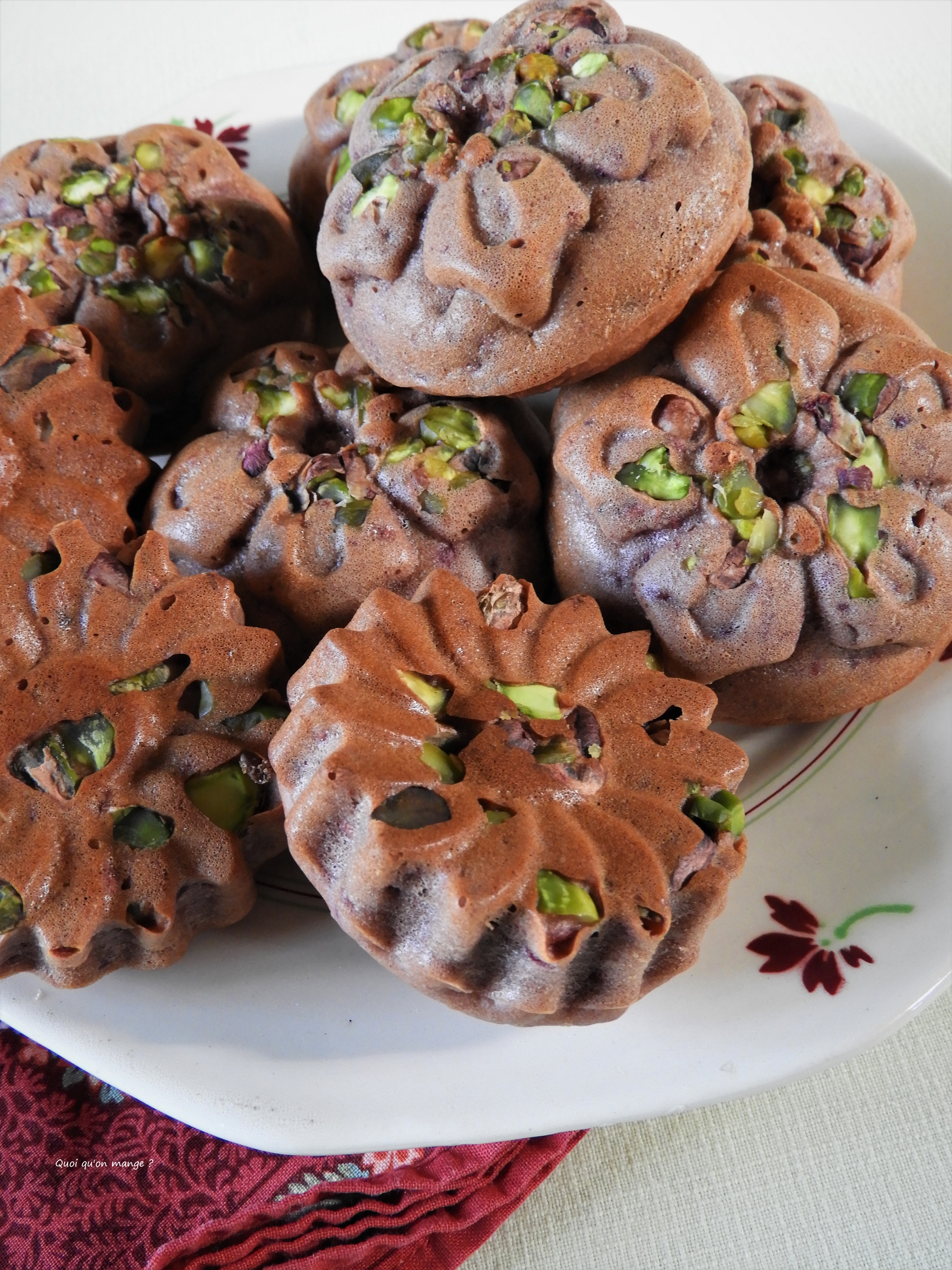 Muffins aux framboises, éclats de pistache