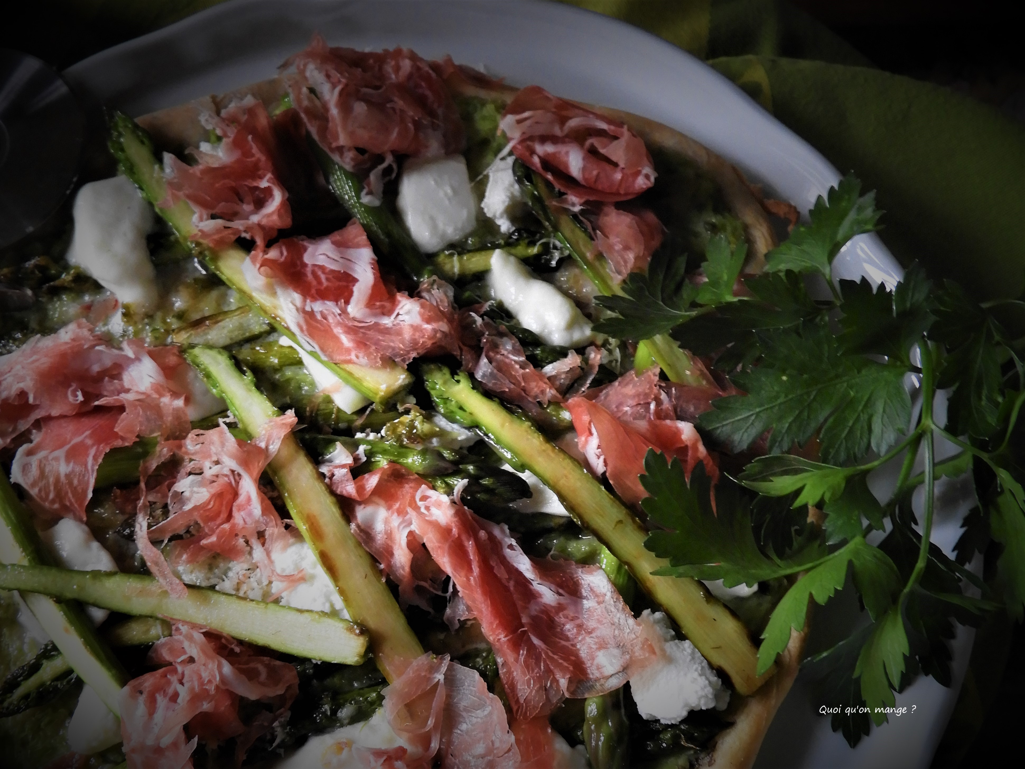 Pizza aux asperges vertes & Mozzarella