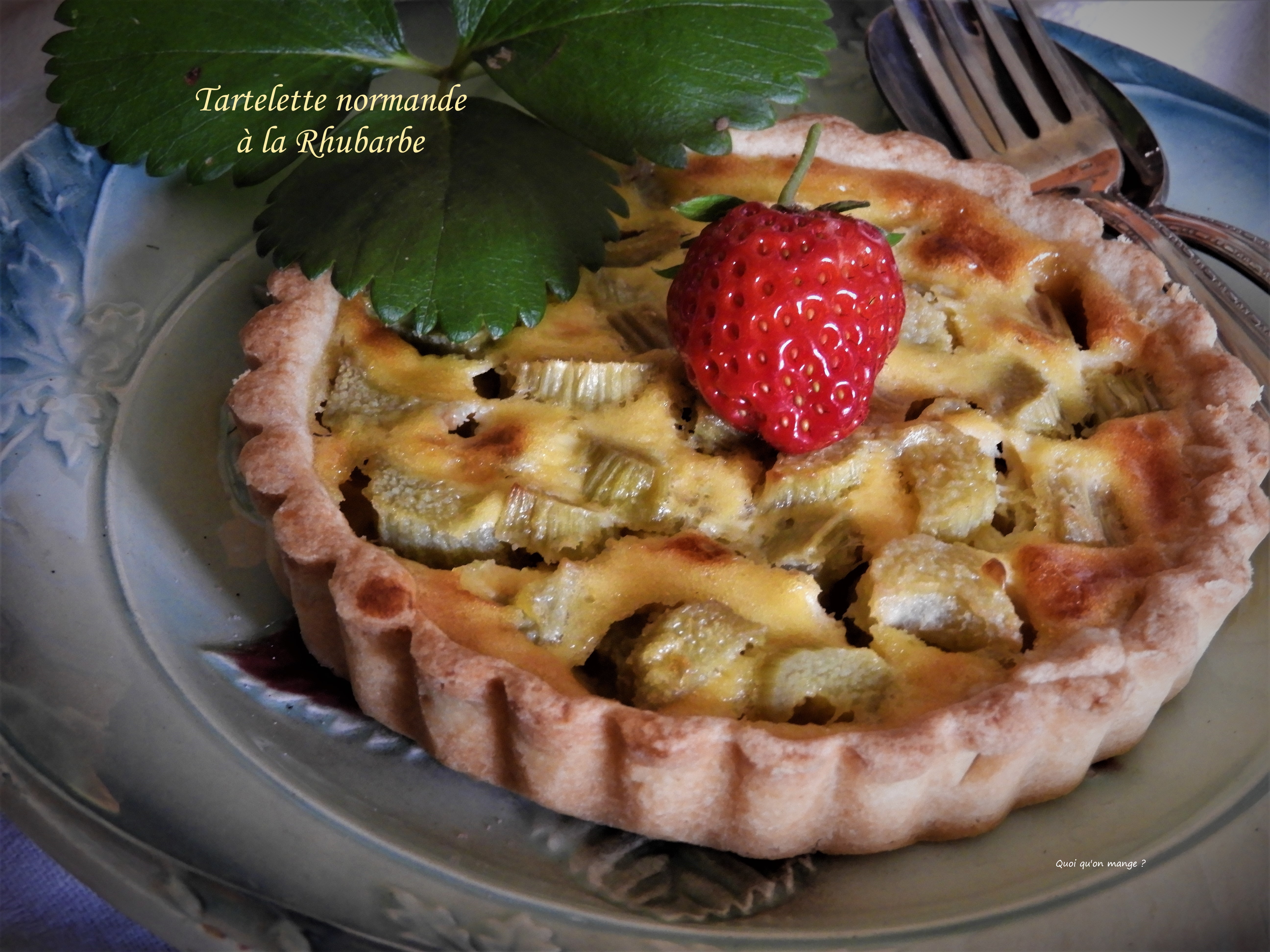Tartelette normande à la&nbsp;rhubarbe