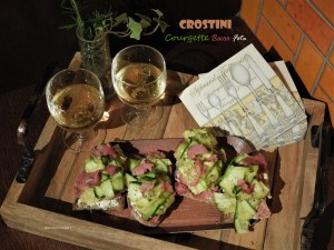 Crostini Courgette et Bacon sur lit de Feta