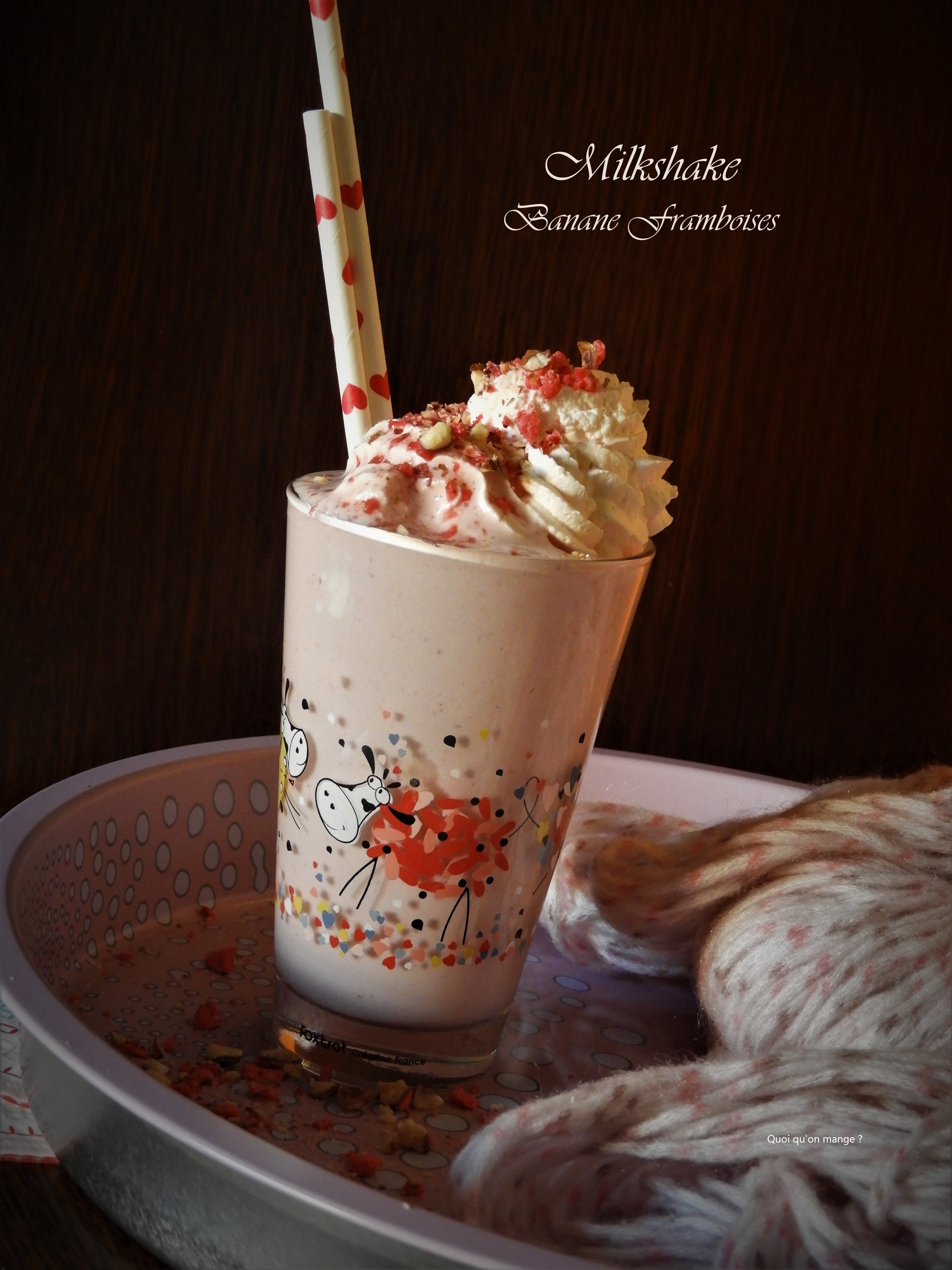 Milkshake banane & framboises délicatement rosé