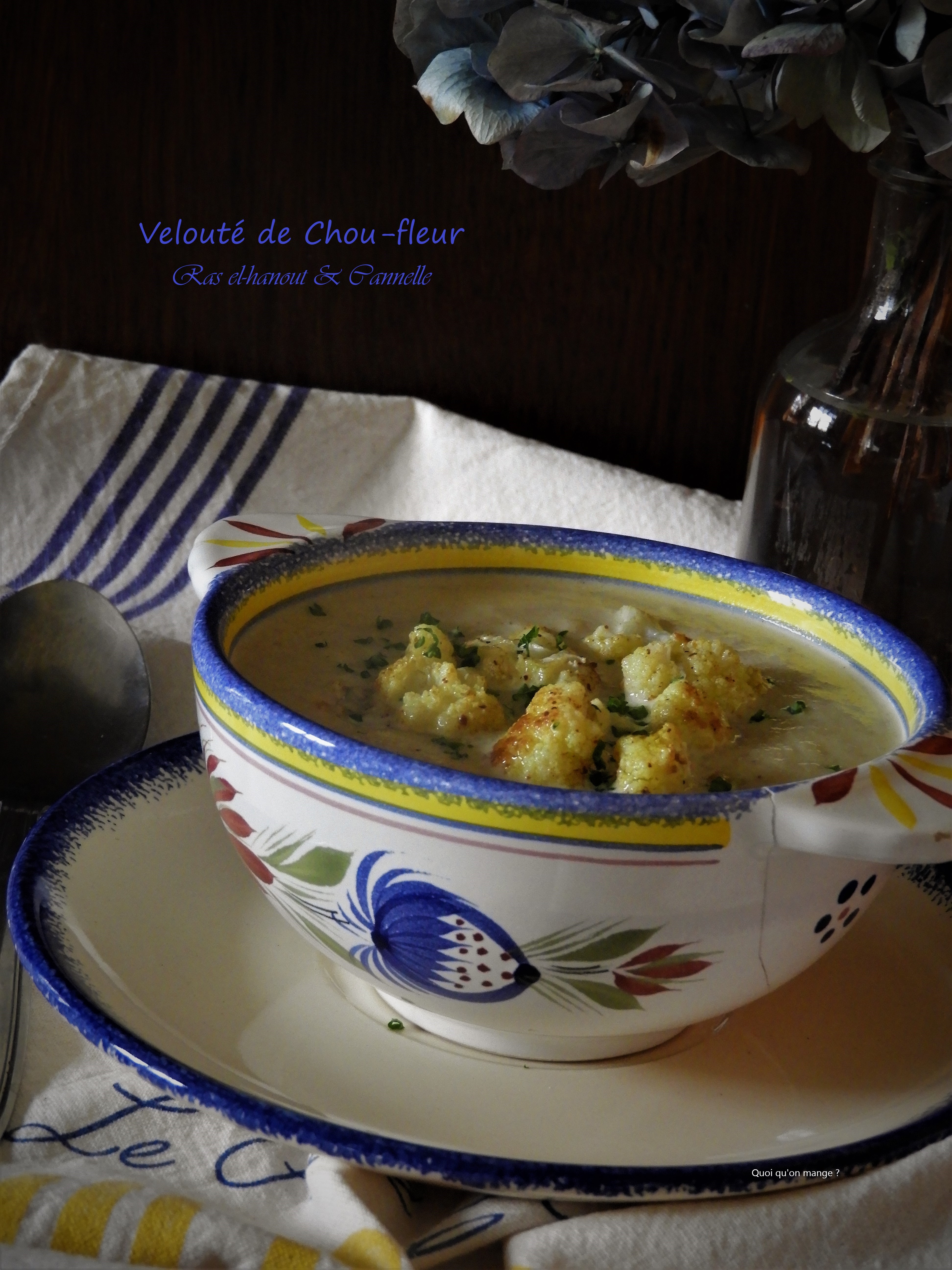 Velouté de chou-fleur rôti au ras el-hanout et à la cannelle