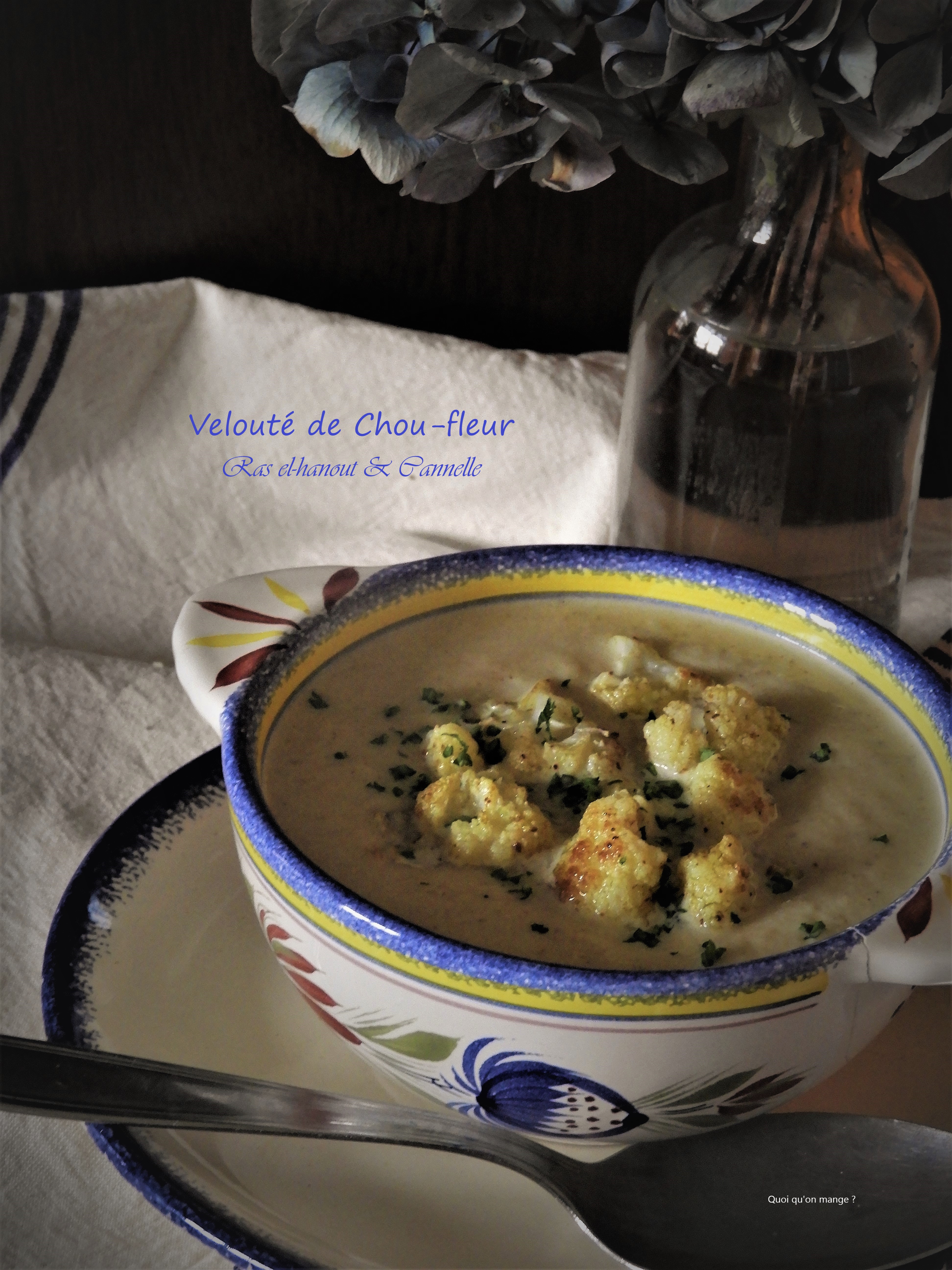 Velouté de chou-fleur rôti au ras el-hanout et à la cannelle