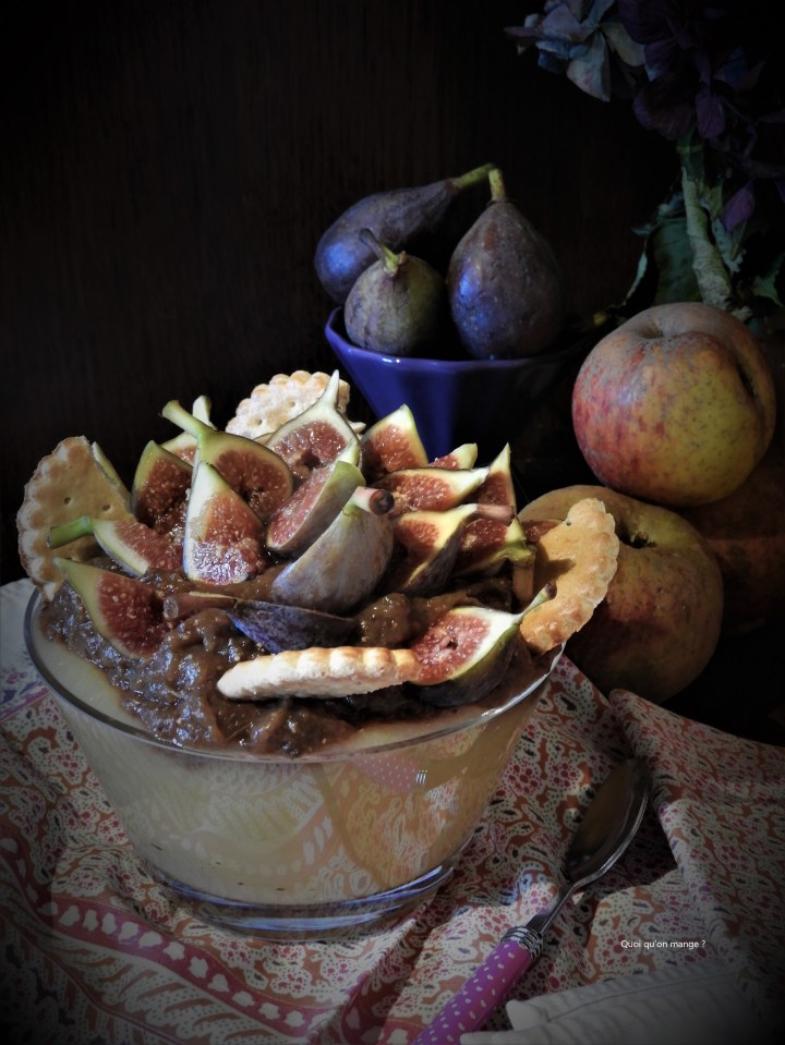 Purée de pommes sous compotée de figues au miel de fleurs