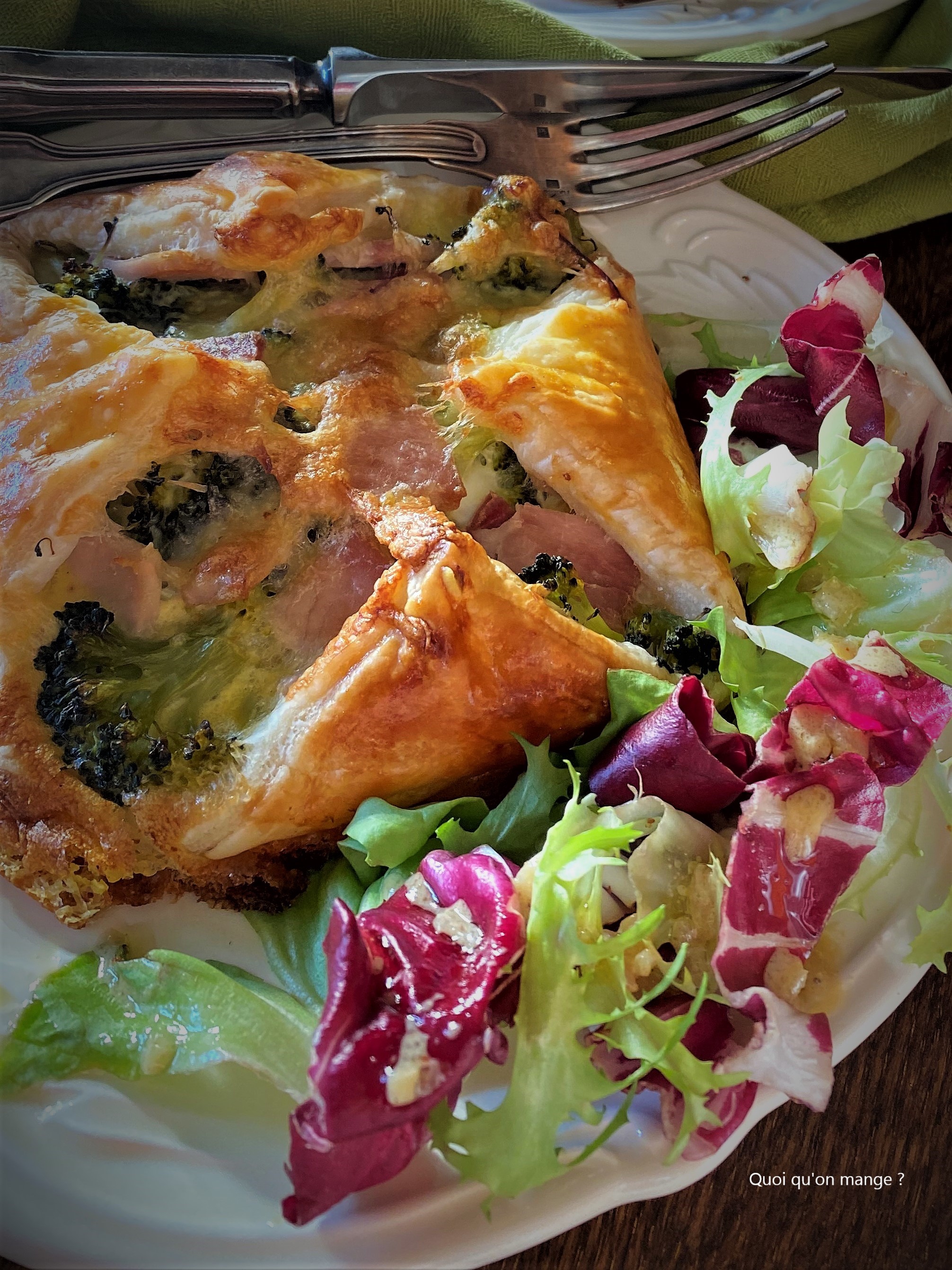 Panier au brocoli, jambon et comté