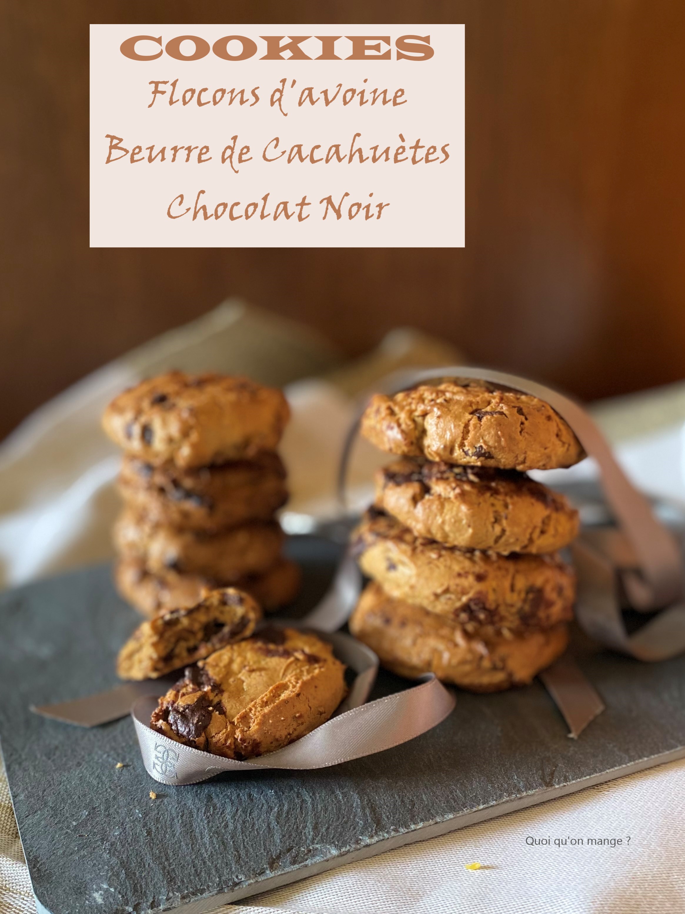 Cookies aux flocons d'avoine, beurre de cacahuètes et chocolat noir