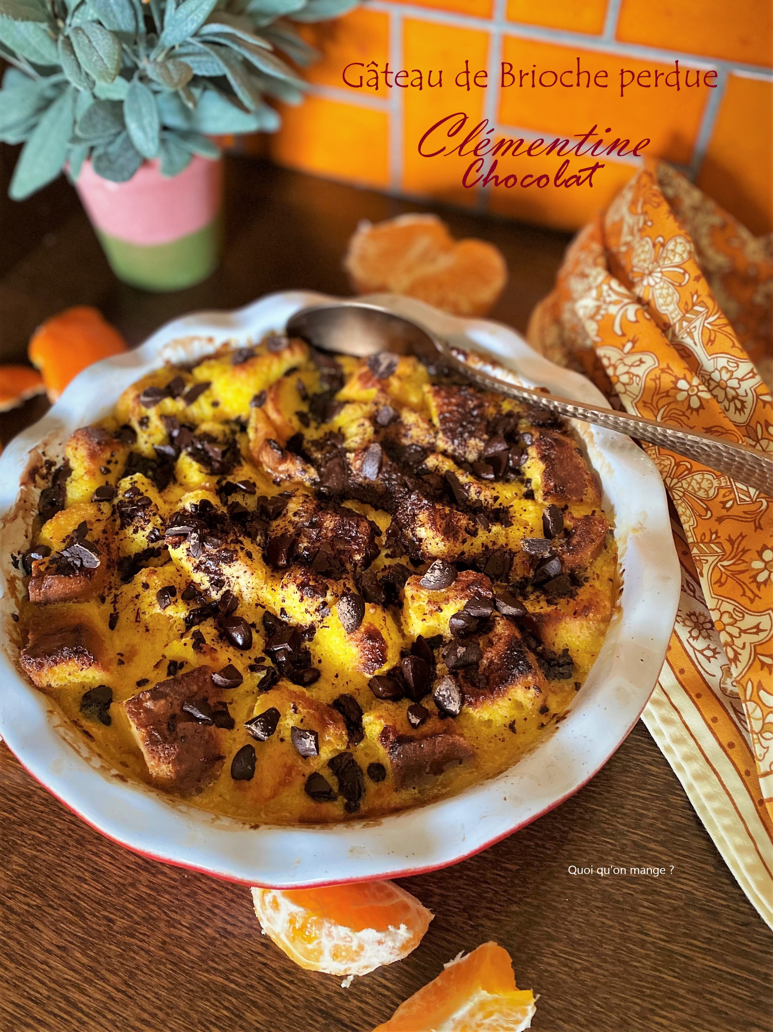 Gâteau de brioche perdu, clémentine et chocolat