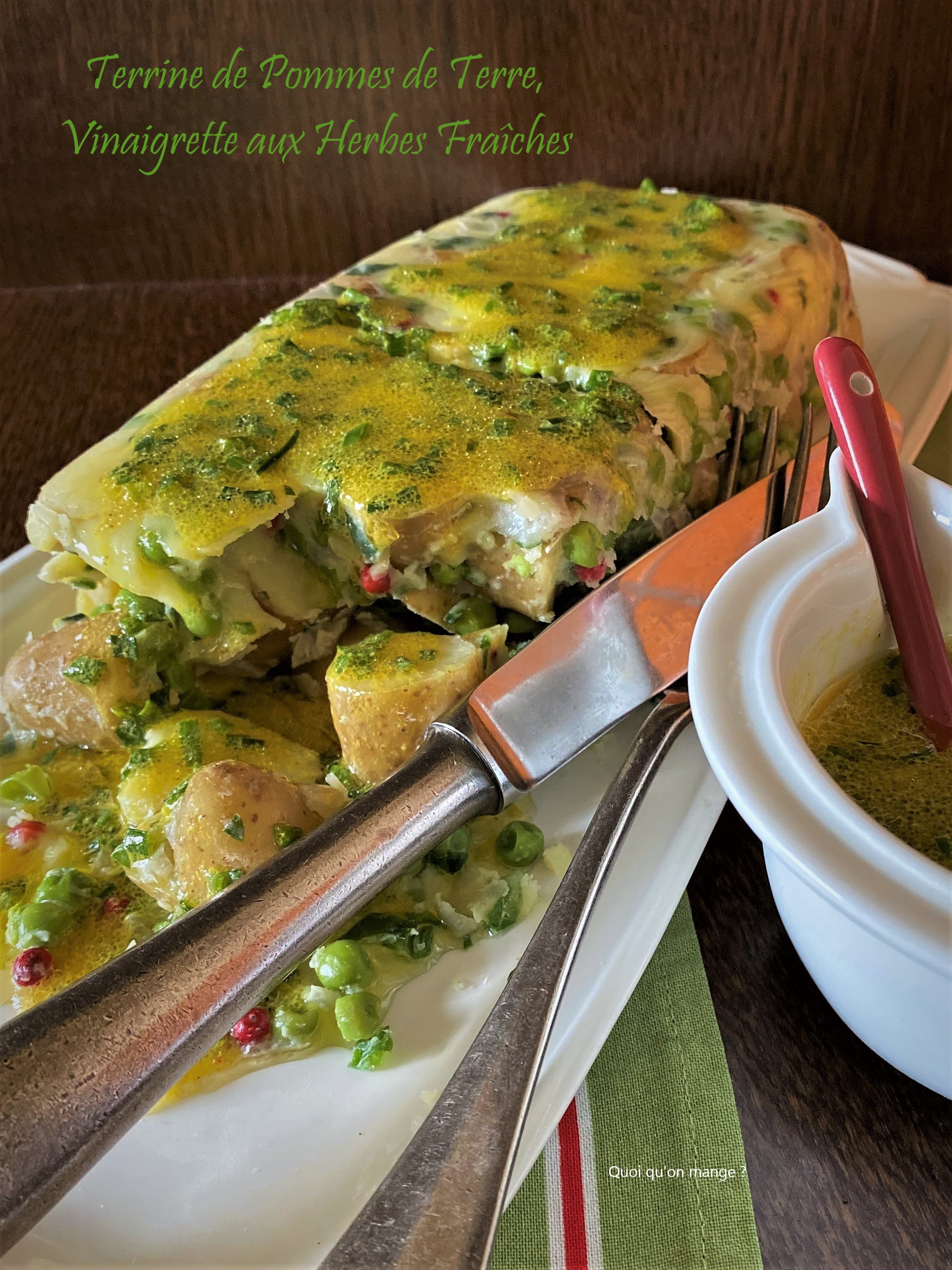 Terrine de pommes de terre, vinaigrette aux herbes