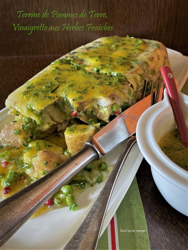 Terrine de pommes de terre, vinaigrette aux herbes