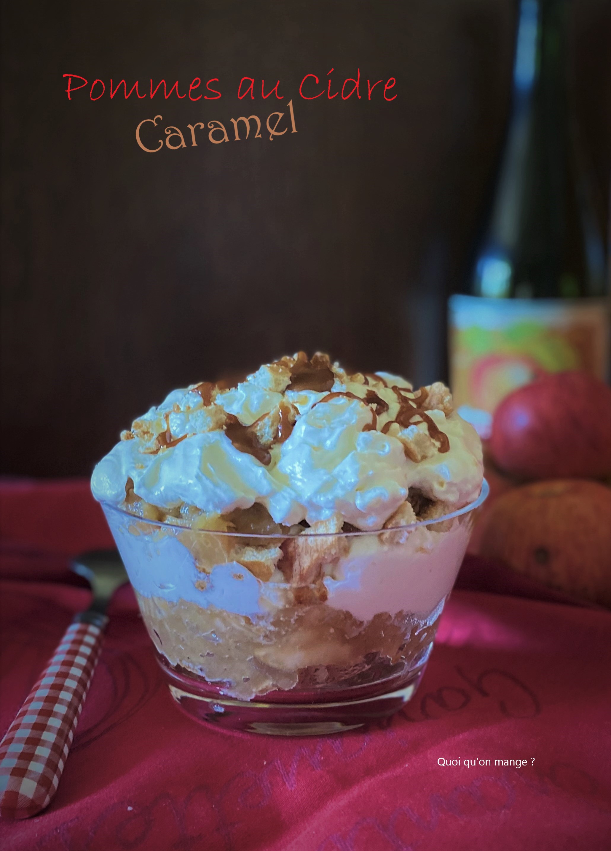 Gâteau sans cuisson pommes au cidre, caramel