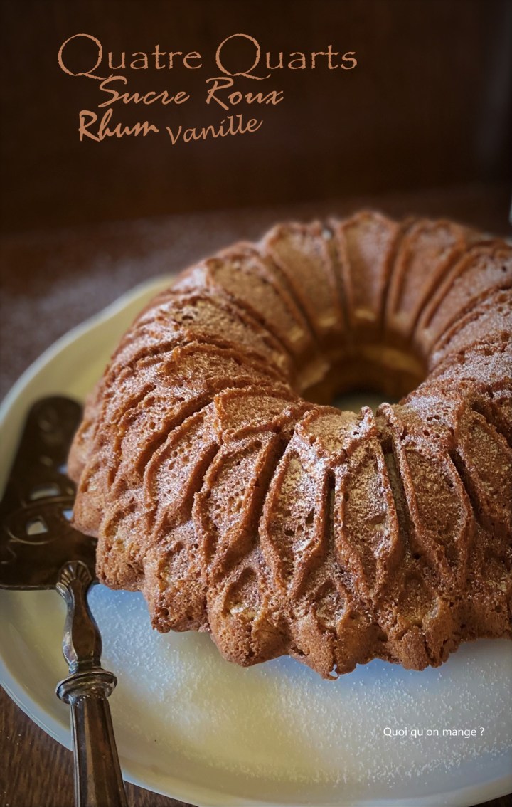 Le quatre quarts au sucre roux de Ph. Conticini avec de la vanille et un peu de rhum&nbsp;dedans