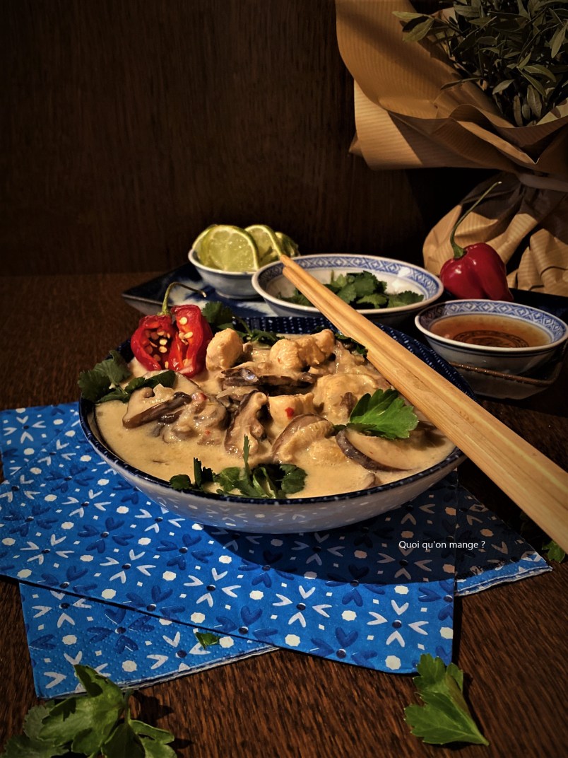 Soupe thaï poulet et lait de coco