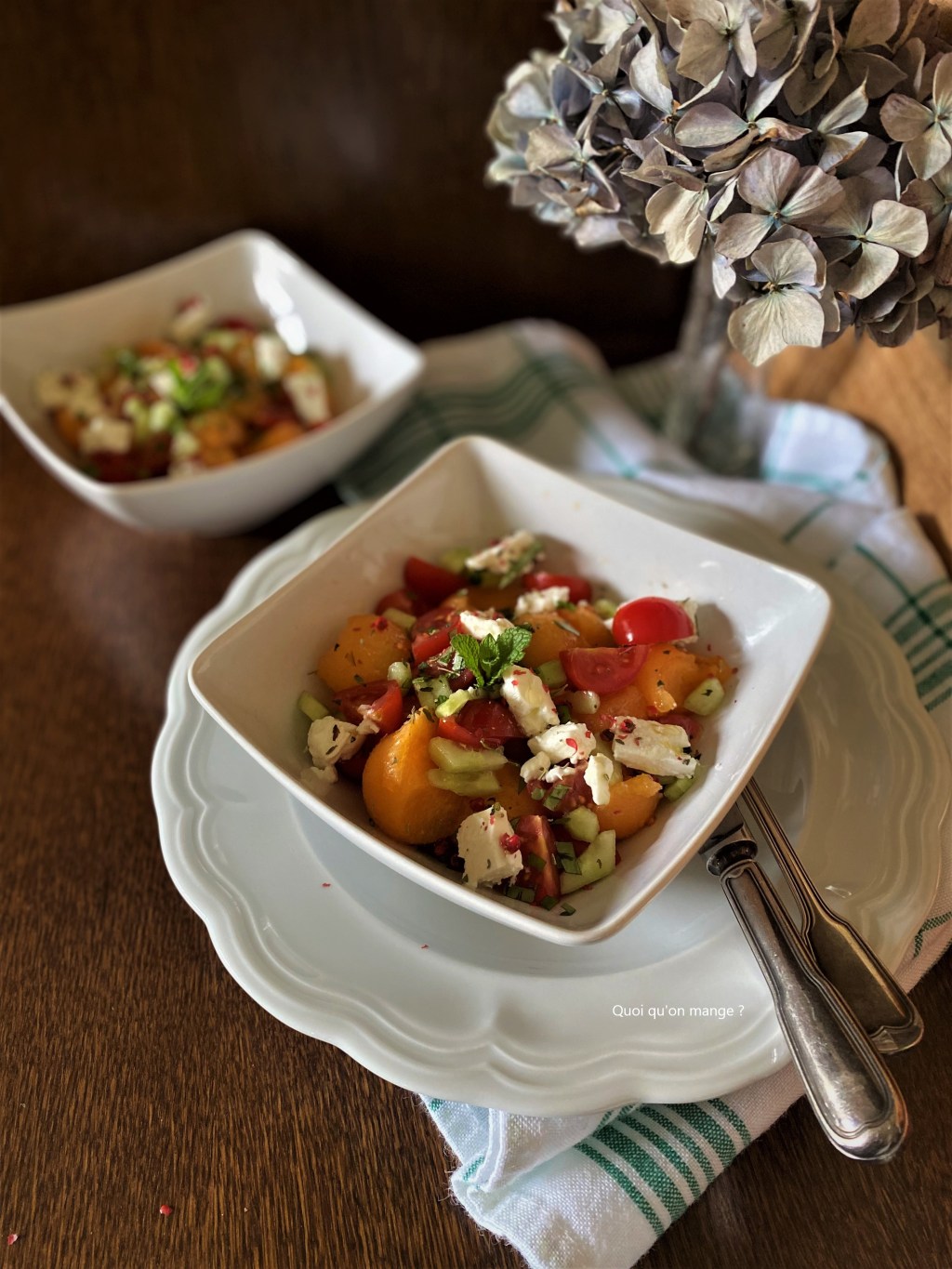 Salade de melon, concombre, tomate cerise, feta et menthe