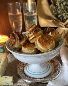 Mini Tourtes Fourme de Montbrison et Poire William