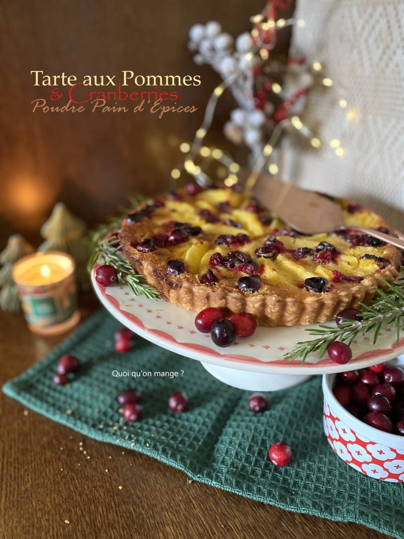 Tarte aux pommes, cranberries et poudre à pain d'épices