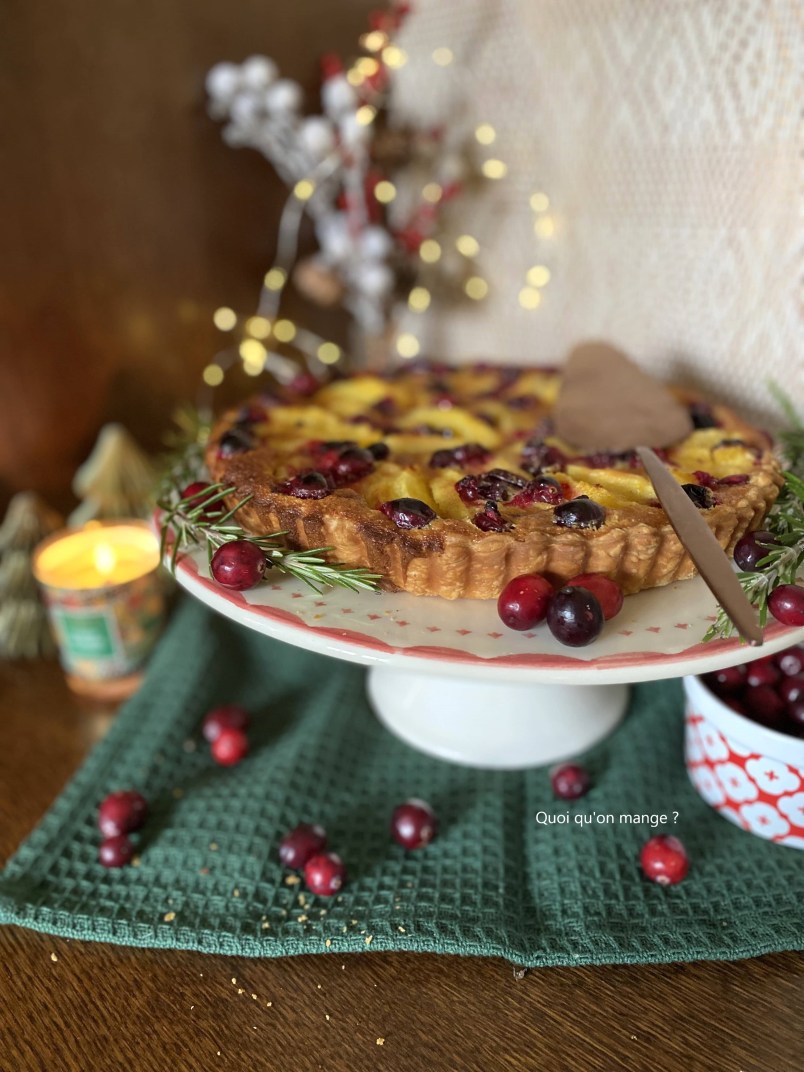 Tarte aux pommes, cranberries et poudre à pain d'épices