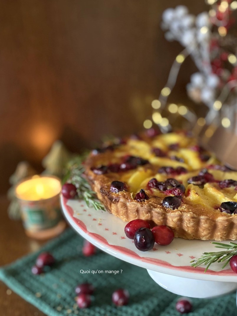Tarte aux pommes, cranberries et poudre à pain d'épices