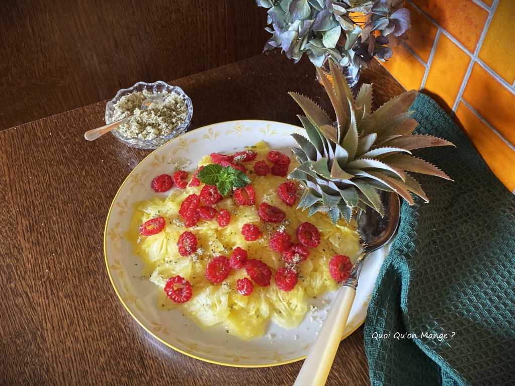 Carpaccio d&rsquo;ananas à la menthe – un dessert fraicheur simple mais&nbsp;succulent